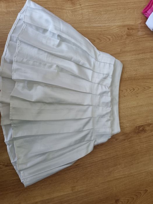 Spódniczka dziewczęca