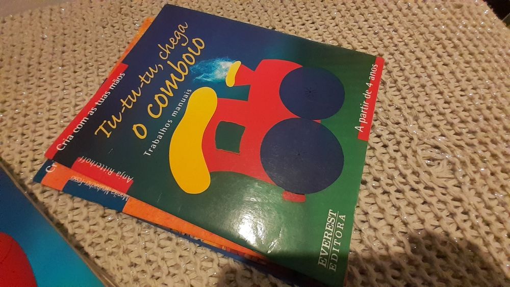 Colecao livros cria com as tuas mãos