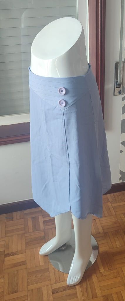 Saia Vénus Chen Paris - Novo

- Azul (M)
- Lilás (M)

Os portes são a