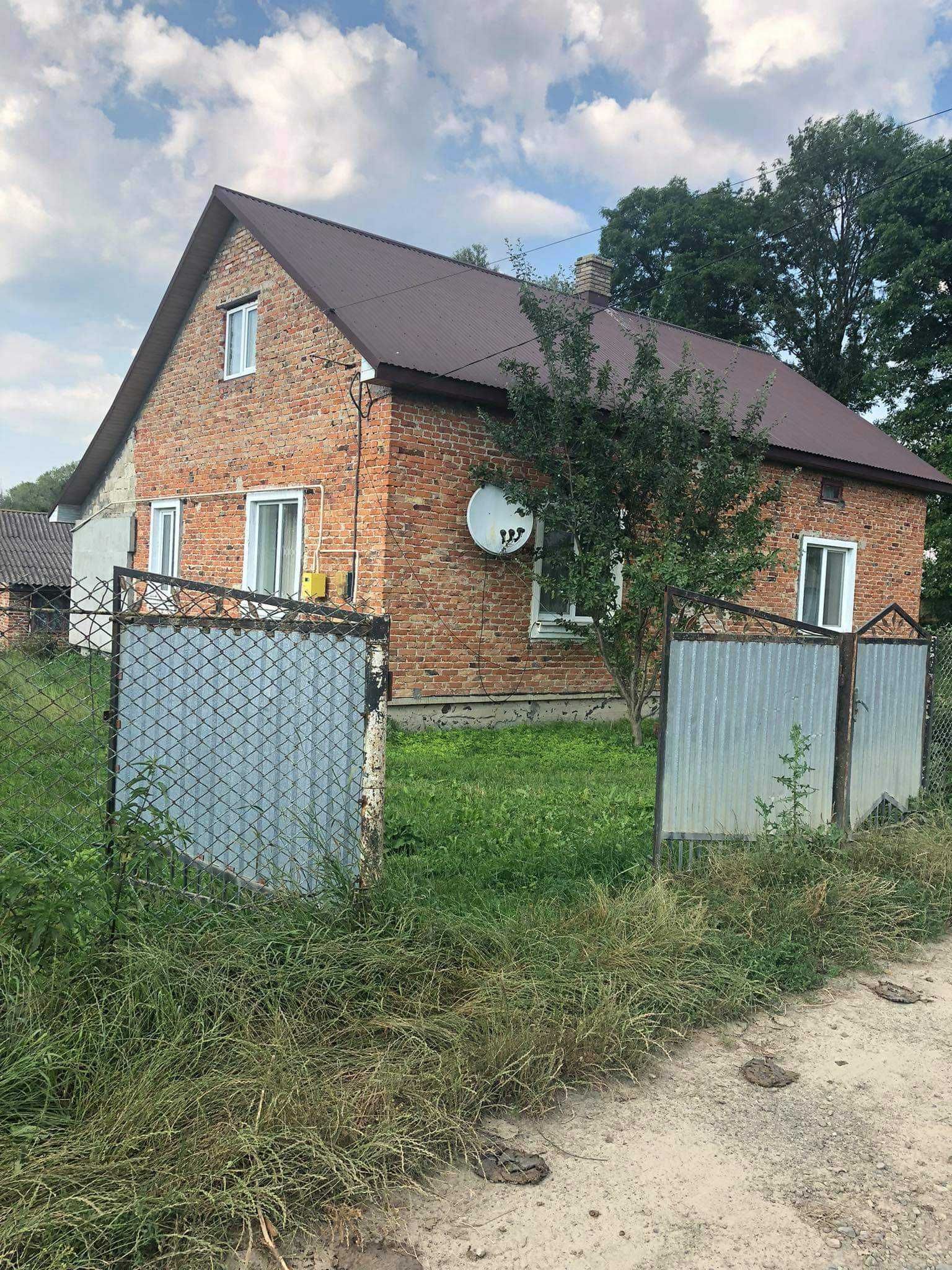 Продам цегляний будинок 88кв.м