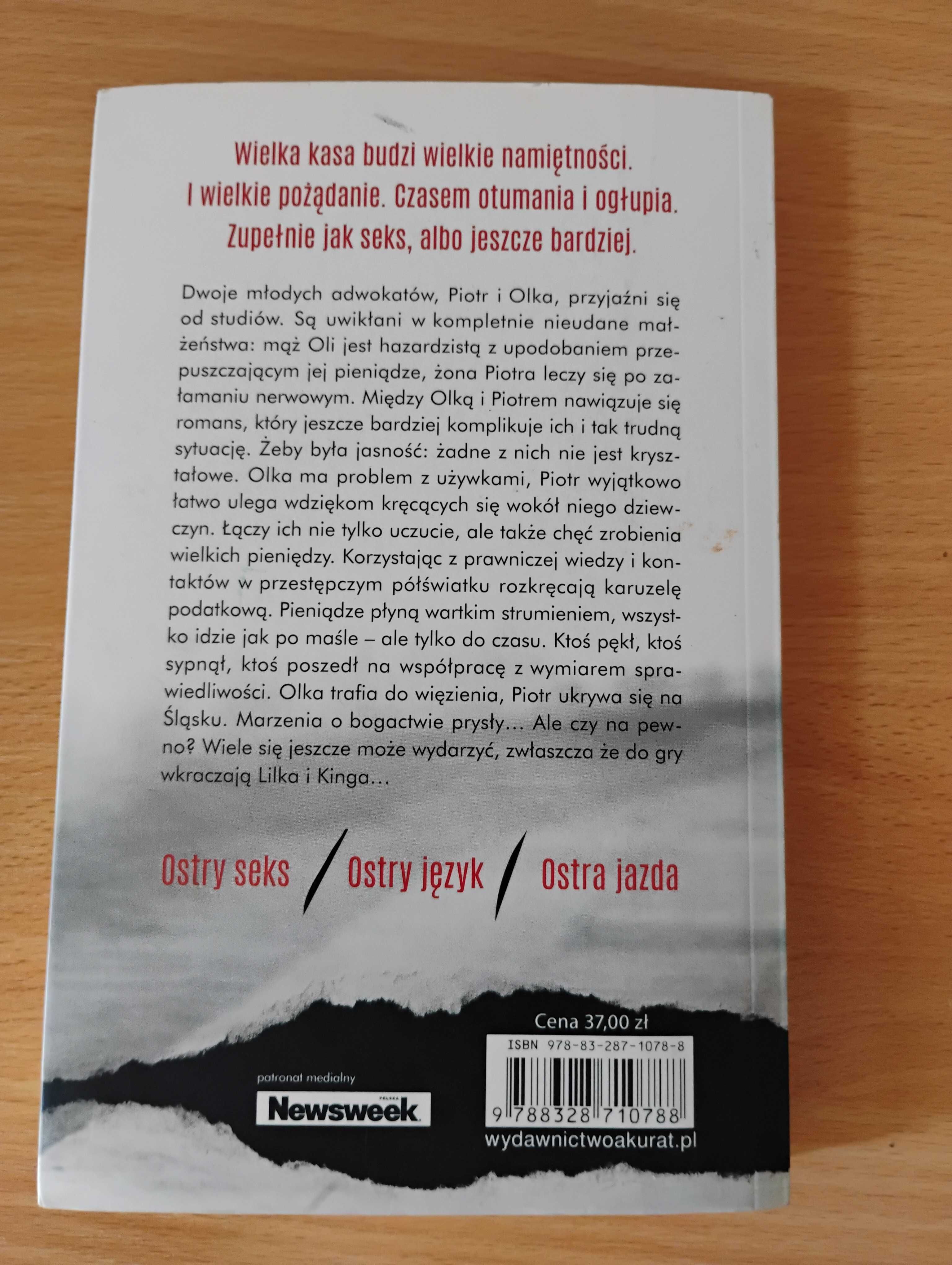 Książka "Karuzela" Paulina Świst