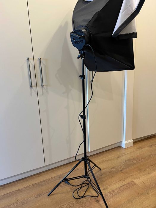 Студійне постійне світло Prolight (5 ламп CFL + 50x70 см + стійка)