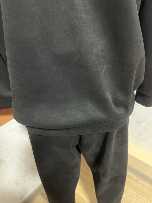 Жіночий костюм кожзам