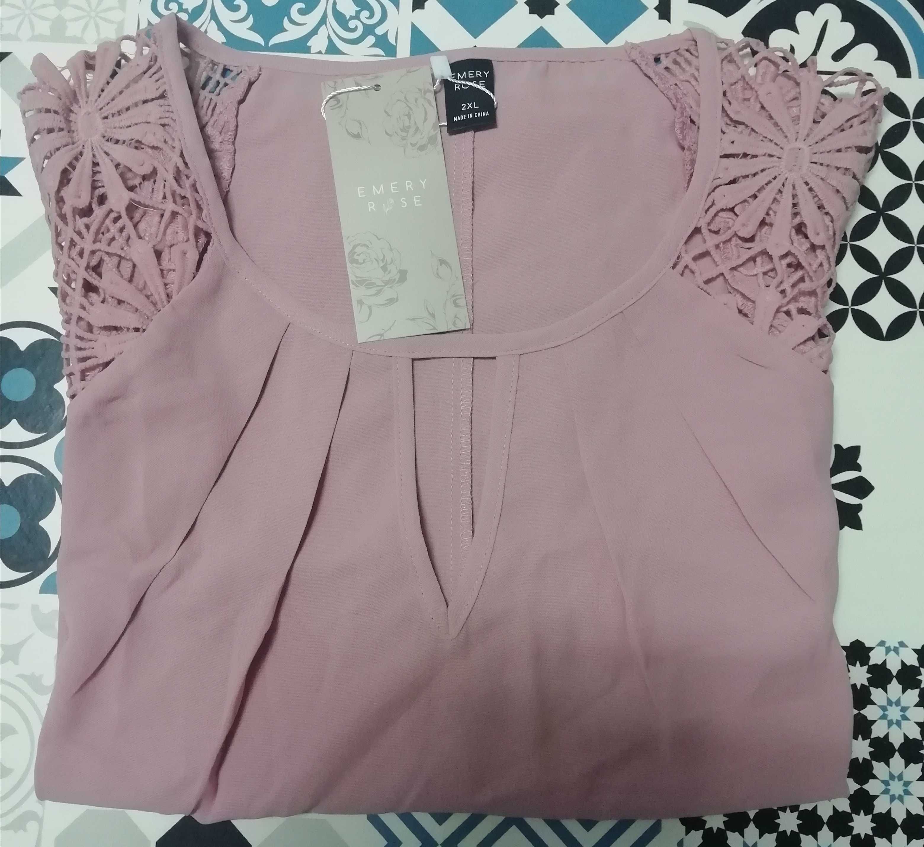 Blusa Rosa (senhora)