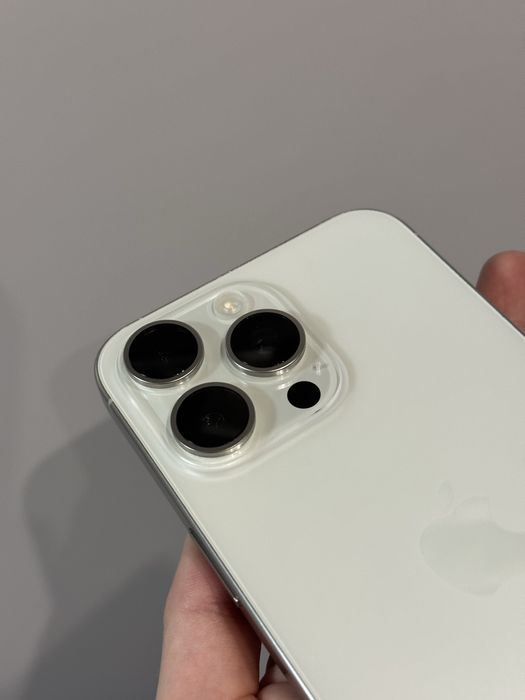 Продам айфон 15 Про Макс 256гб