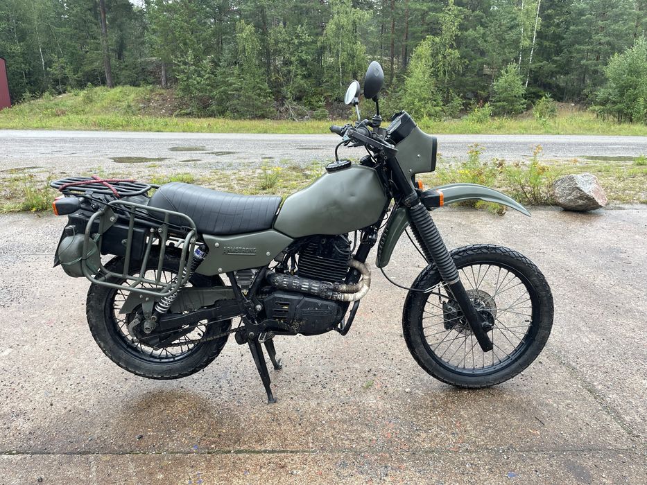 Armstrong MT 500 z 1984 roku