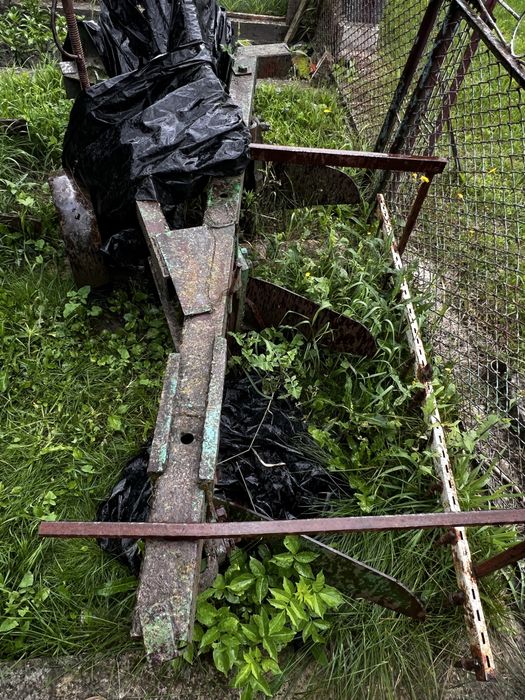 Плужки до трактора,3-х корпусні