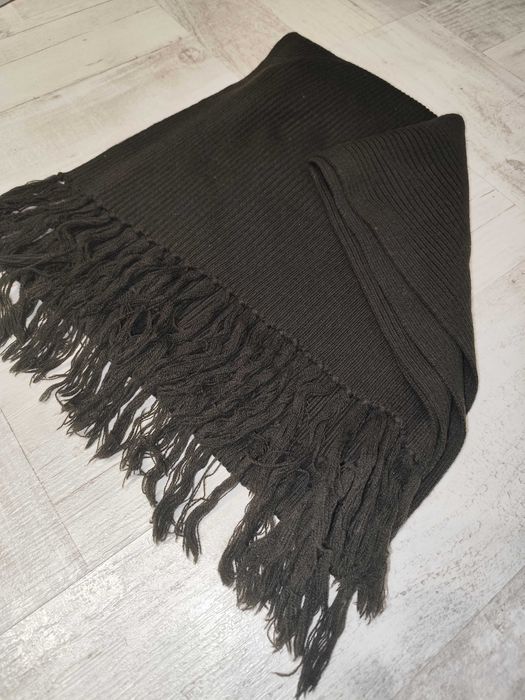 Шарф bomb boogie (Італія) — об'ємний, в'язаний, темно-зелений