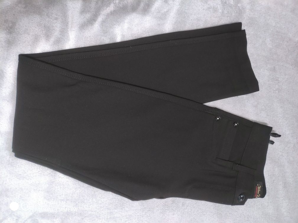 Брюки жіночі 38 розмір s класичні штани чорні