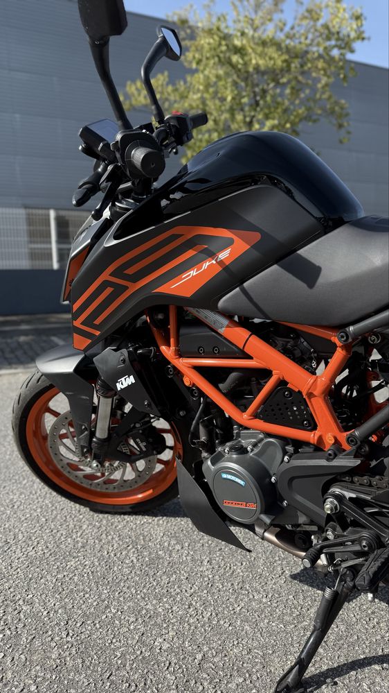 Moto KTM Duke 125