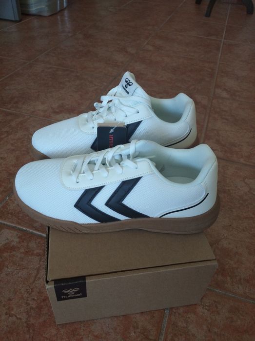 Sapatilhas novas da Hummel tamanho 38