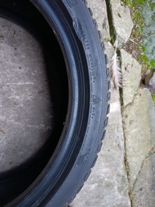 Opony Michelin alpin 5 215/40/17