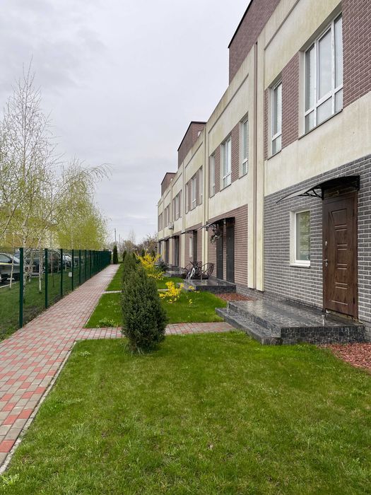 Продам таунхаус в селі Гора Бориспільського району