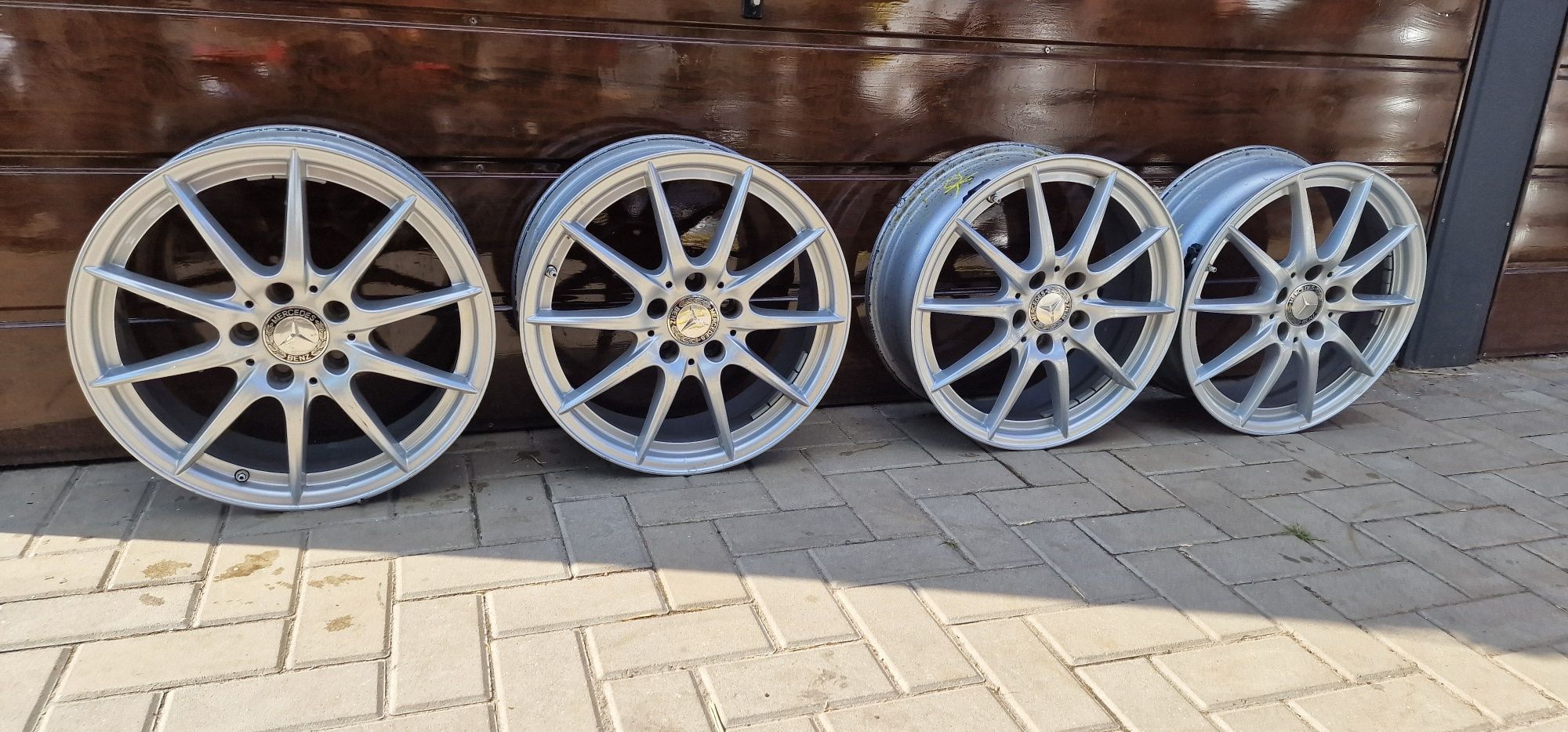 Felgi Aluminiowe Mercedes A-B-klasa R17 5x112 ET49-6.5J+czujniki TMS