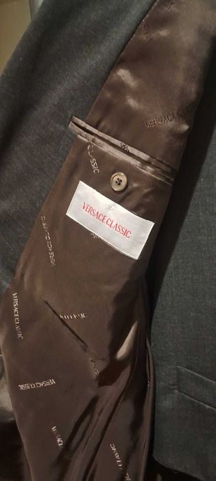 Костюм мужской Versace. Акция! 56 размер. Оригинал. Италия. Новый.