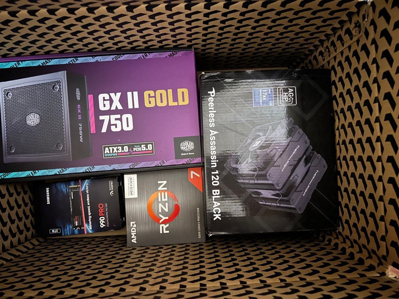 Cooler Master GX || GOLD 750 ATX ідеал