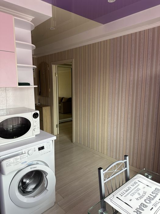 Посуточно ЦЕНТР Малый рынок 1комн люкс подобово центр малий