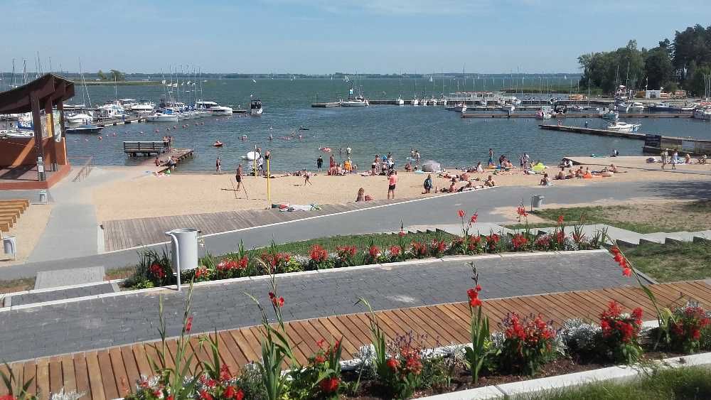 Domek letniskowy wczasy na Mazurach piękna plaża