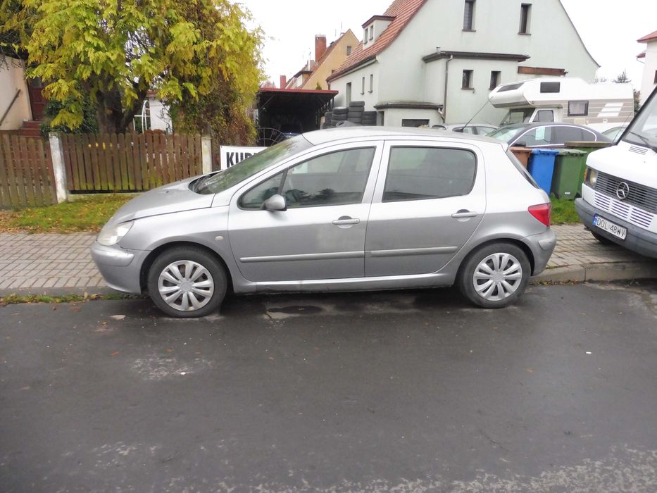 Peugeot 307 2,0 hdi na czesci