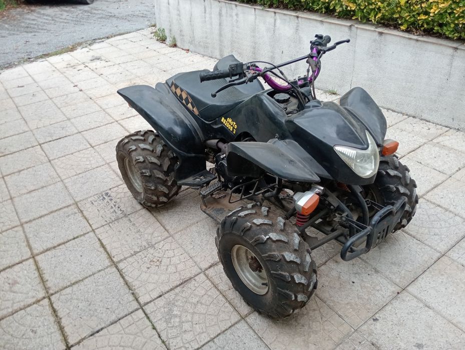 Moto 4  150 cilindrada