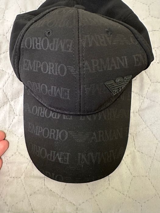 Чорна кепка Armani