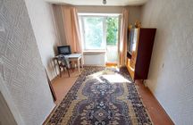 Невелика 1-кімнатна з електроопаленням в центрі