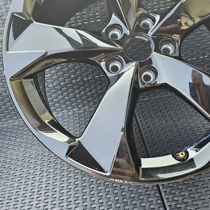 Felga 18cali 5x112 7.5j et46 oryginal Seat Leon