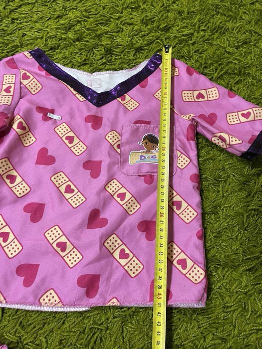 Ігровий костюм доктор Плюшева підійде на 3-6років