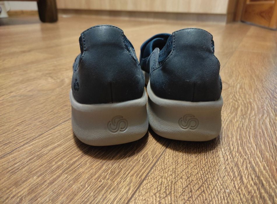 Черевики мокасини балетки сліпони Clarks туфли