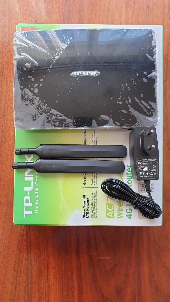 TP-LINK Archer MR200 Router WiFi 2.4 GHz, 5 GHz 750 MBit/s

EAN:

6935