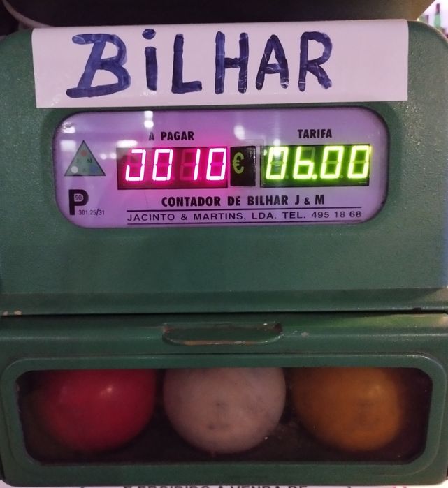 Mesa Bilhar com Tabelas Aquecidas