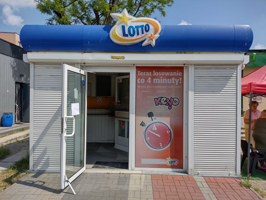 Kiosk - pawilon uliczny z WC Jędrzejów
