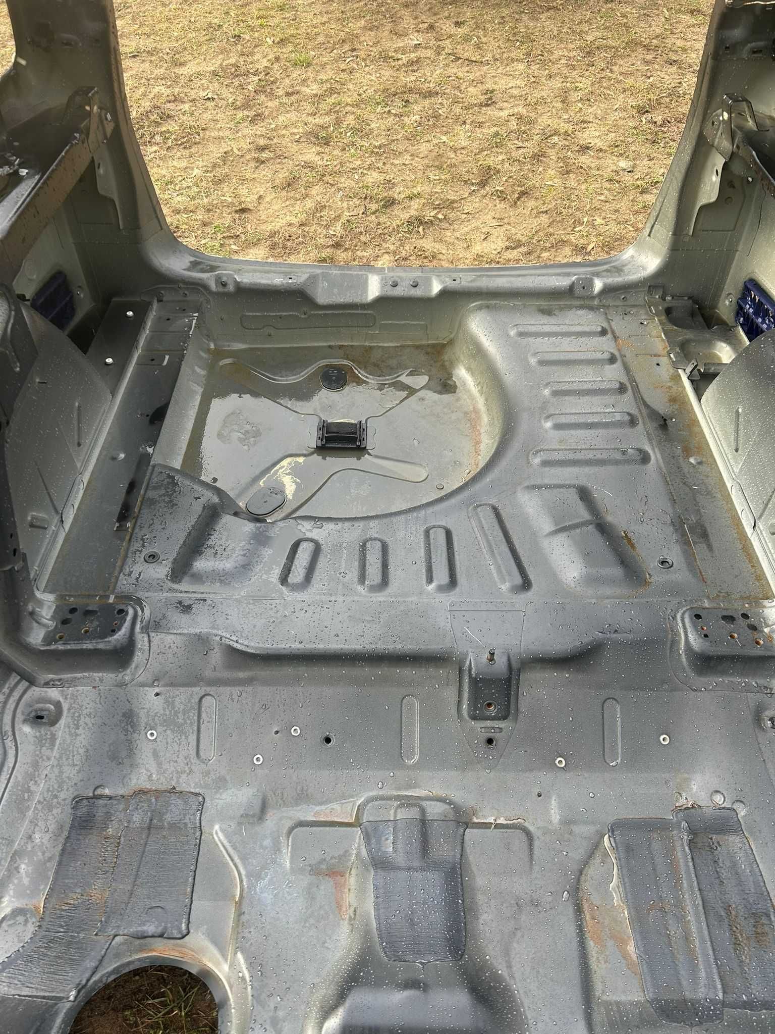 Ćwiartka wanna pas tylny Citroen C5 III X7 Kombi KTVD