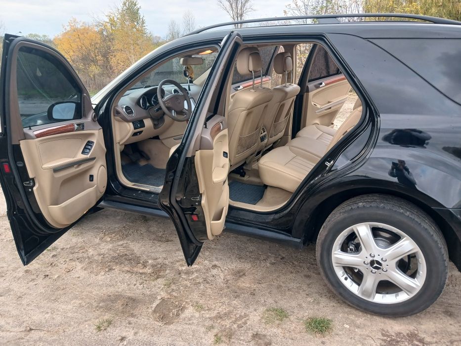 Продам Mercedes ML350