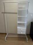 Cabide em metal ikea com arrumação