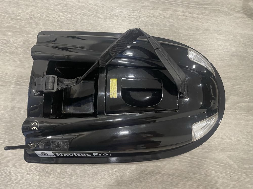 Bait Boat Bear creeks Navitec Pro para carpfishing