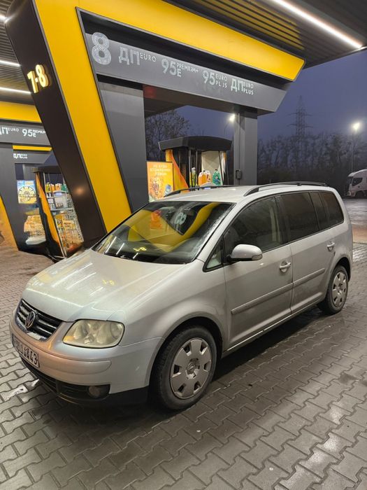 Volkswagen Touran