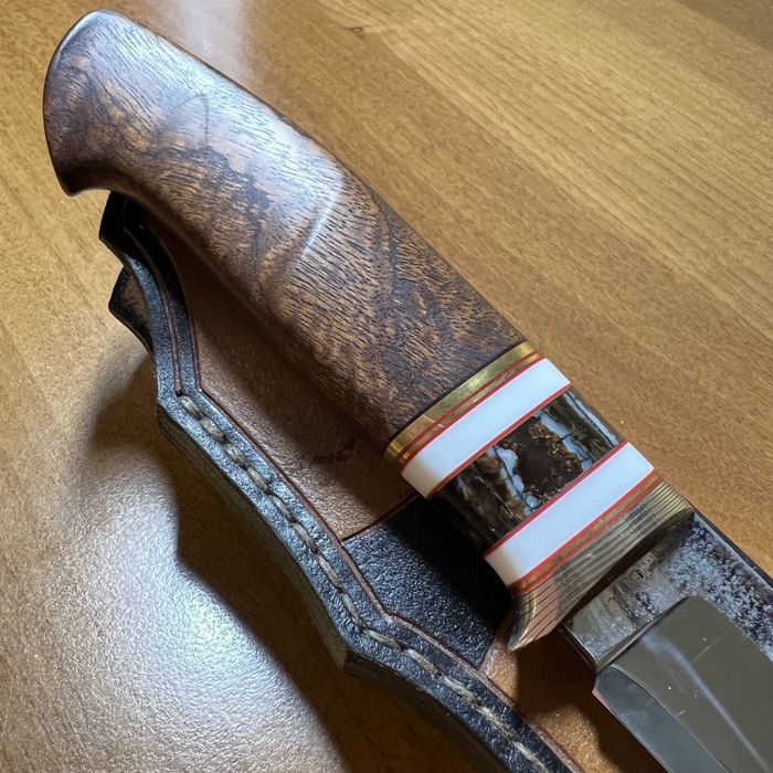 Nóż ręcznie zrobiony