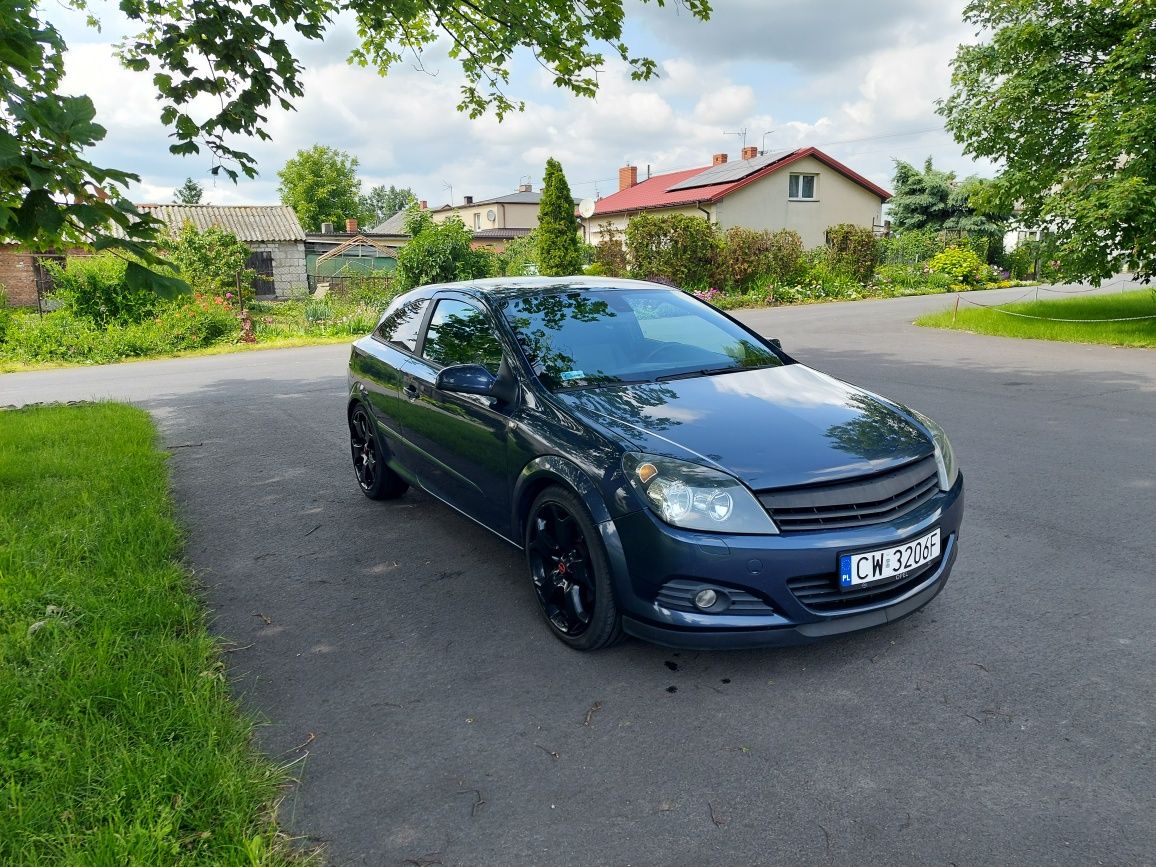 Opel Astra H GTC 2.0 Turbo