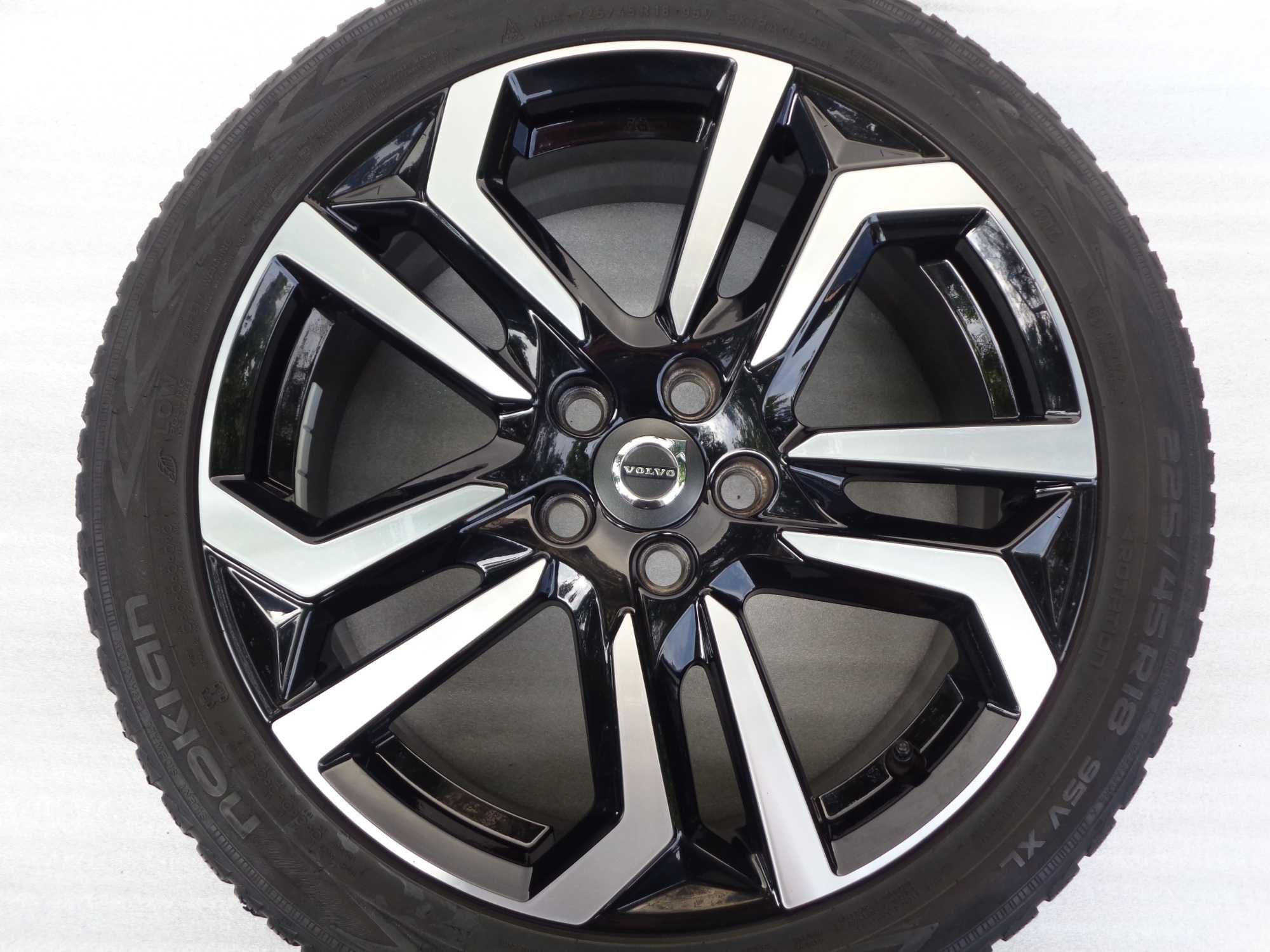 FELGI Alufelgi 18 5x108 VOLVO V40 V40 CC V70 S80 V60 S60 XC40;