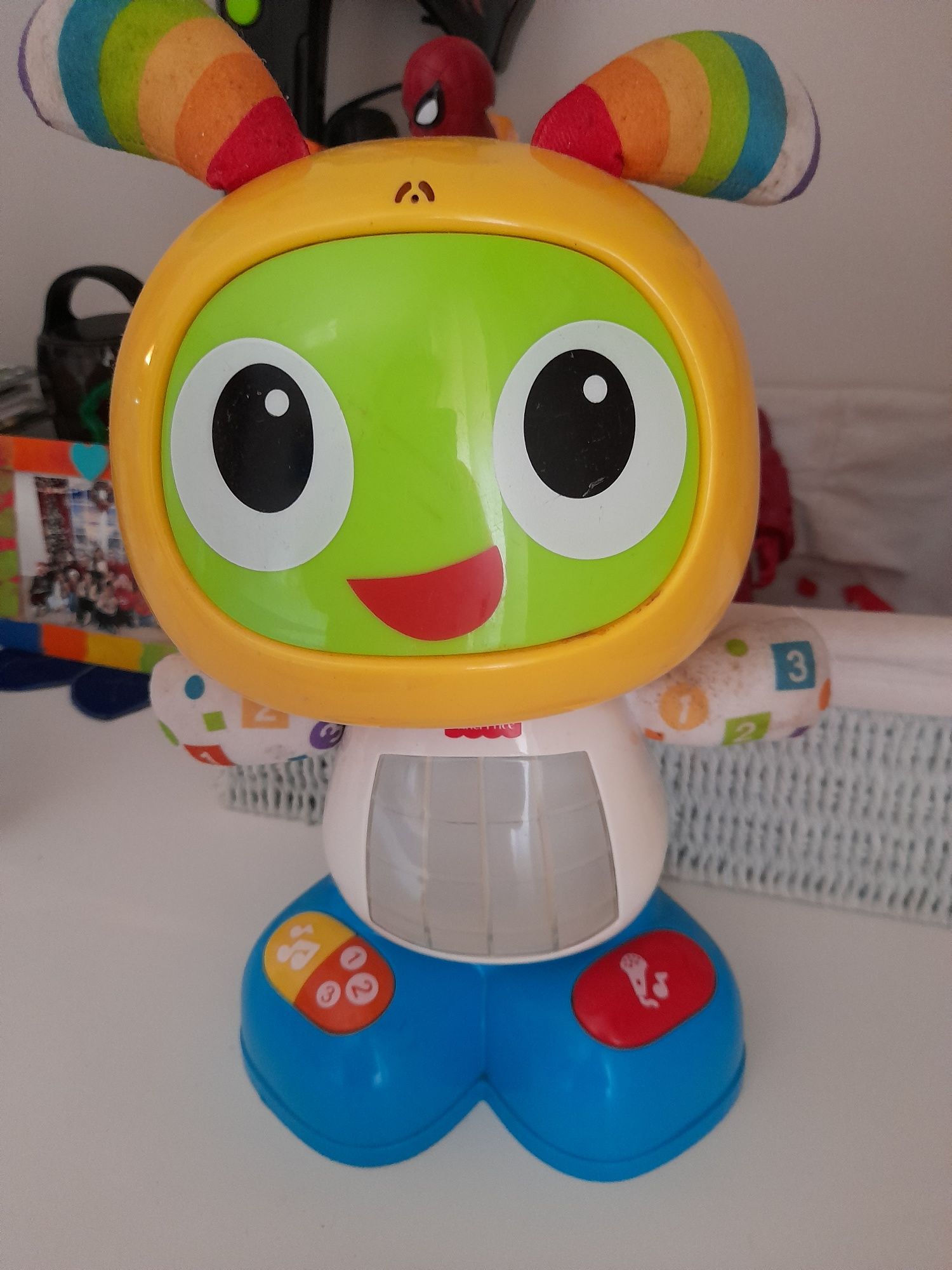 Boneco Beatbo dançarino