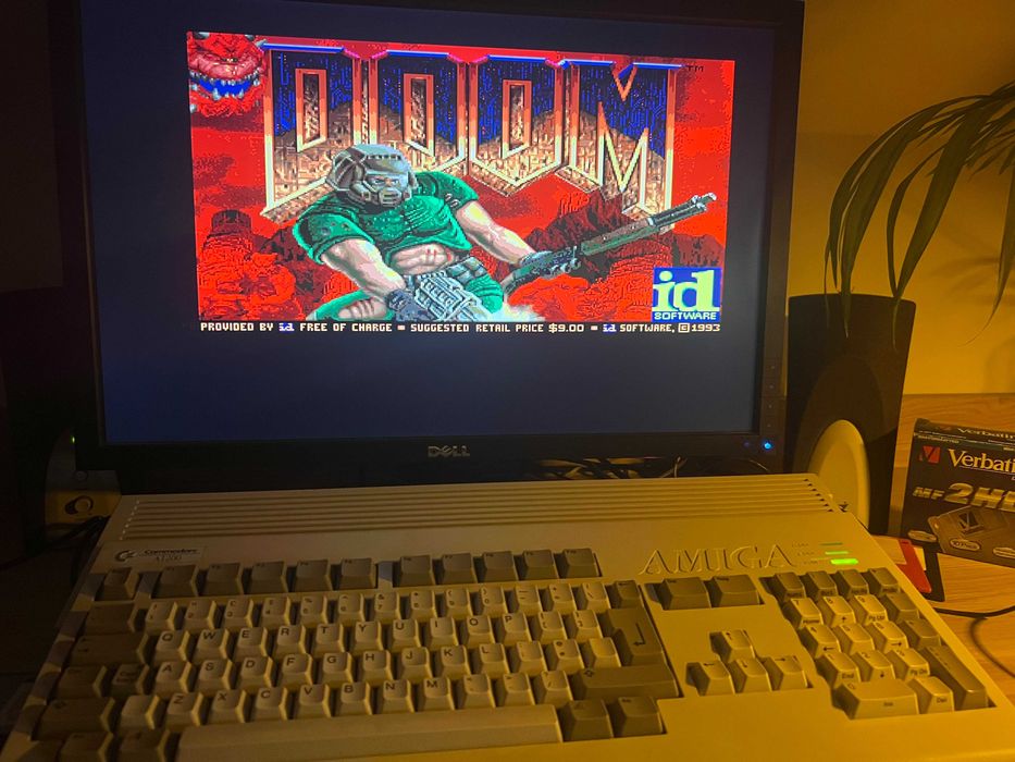 Amiga 600/1200 – Karta CF 16GB Gotowiec, GRY, DEMA, Oprogramowanie