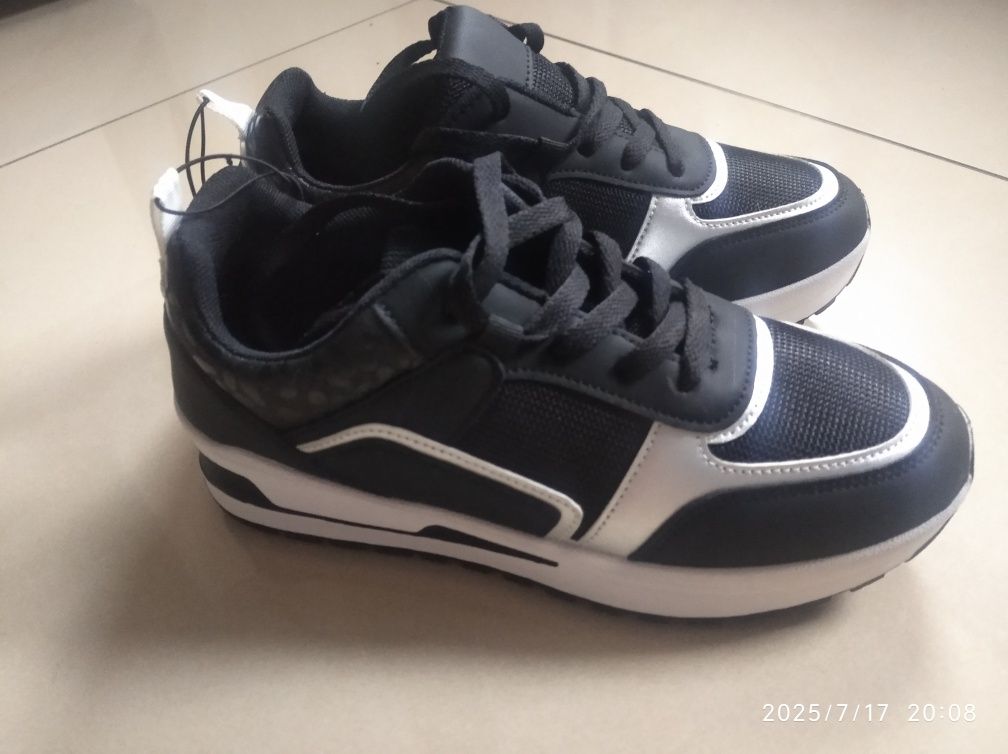 Buty sportowe 39