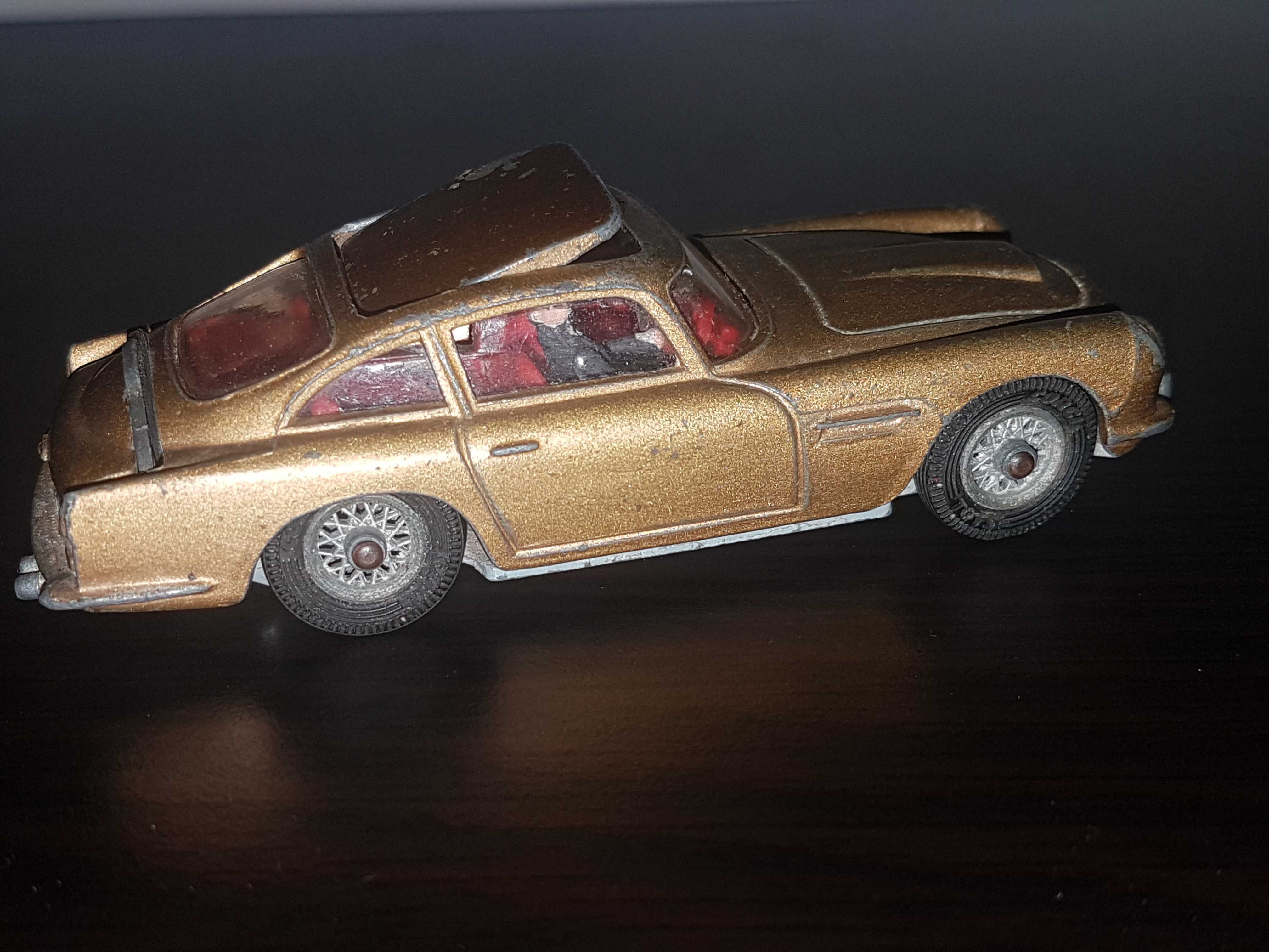 Miniatura Corgi Toys James Bond Aston Martin DB5