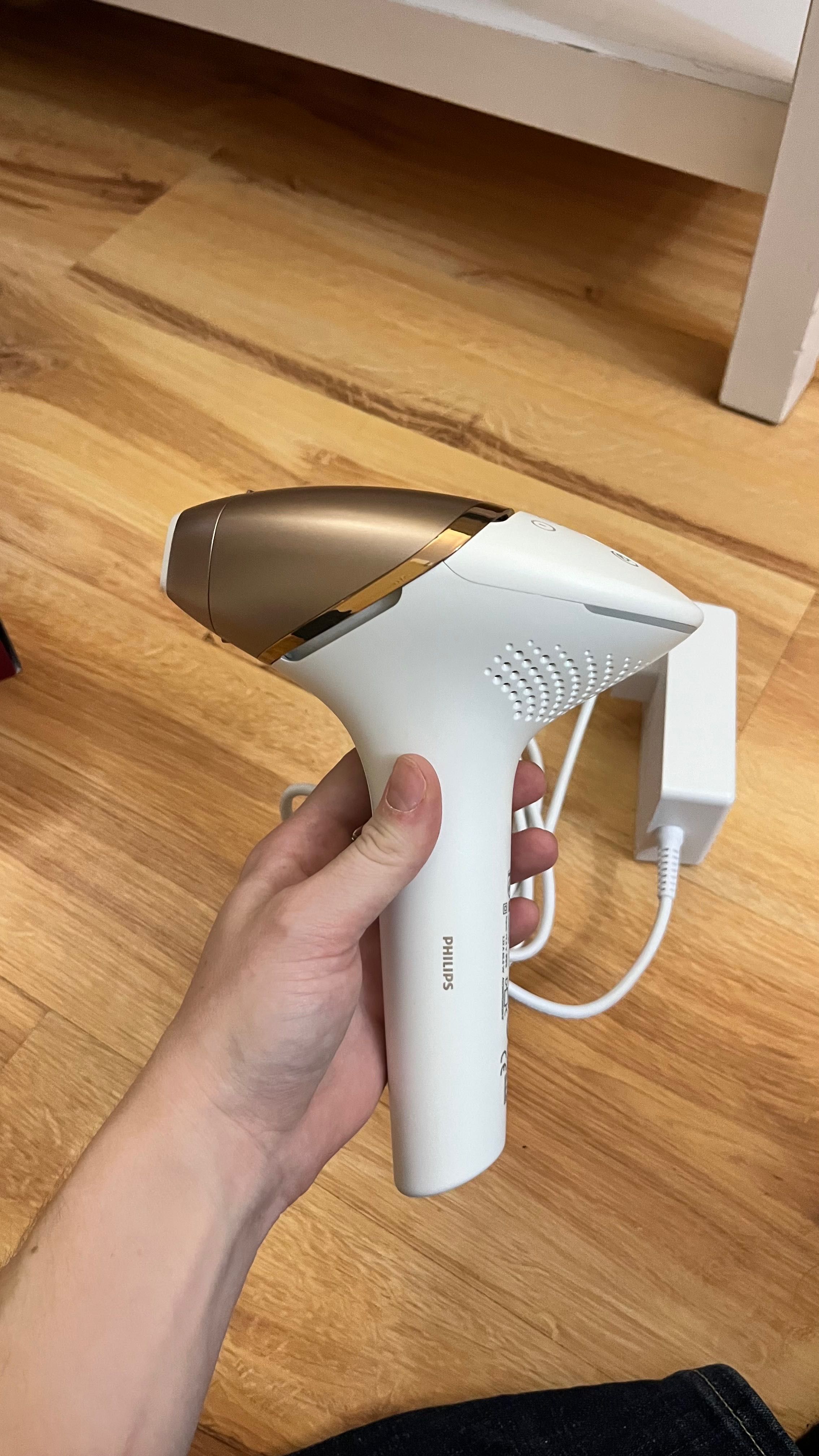 Philips Lumea 9000 IPL BRI955/00
depilator IPL