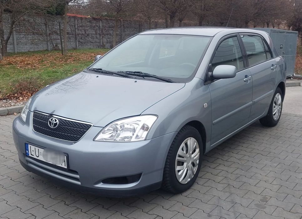 Toyota Corolla 2,0 4D4 115 , Klima, Nowe opony, akumulator