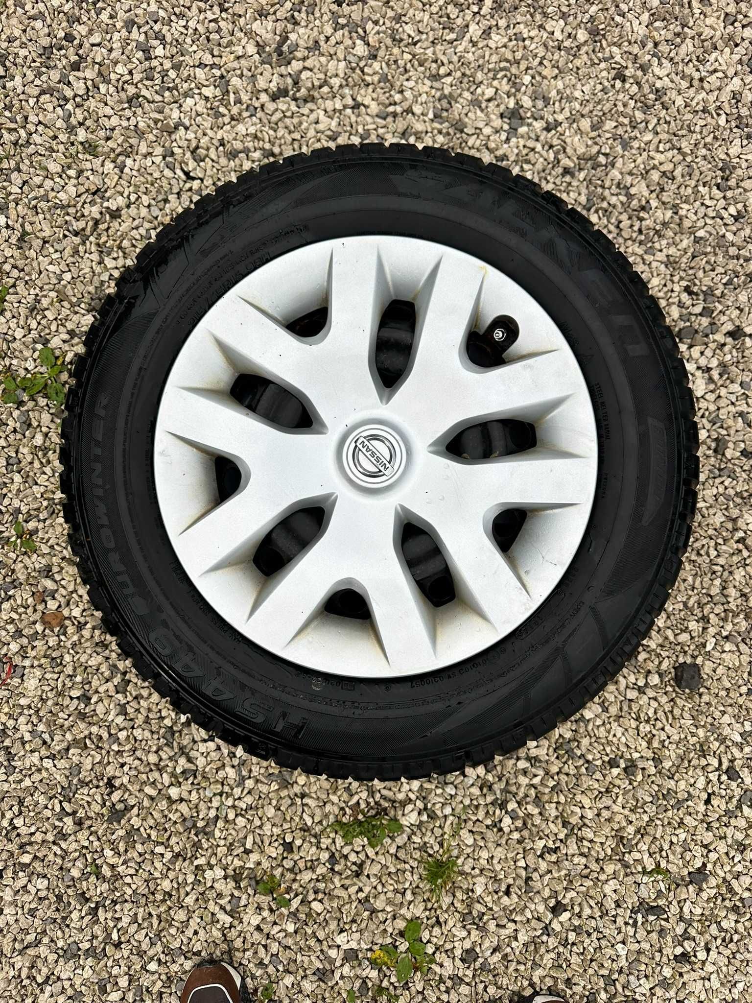 Nissan Qashqai 5x114.3 Felgi stalowe z oponami zimowymi 215/65/16