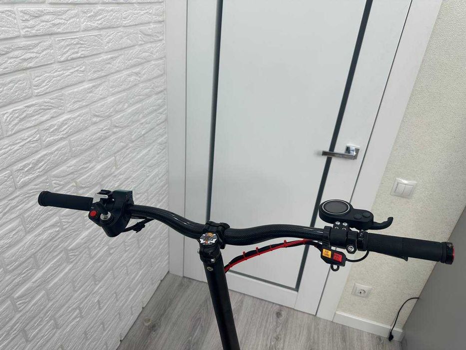 Електро самокат Like Bike titan