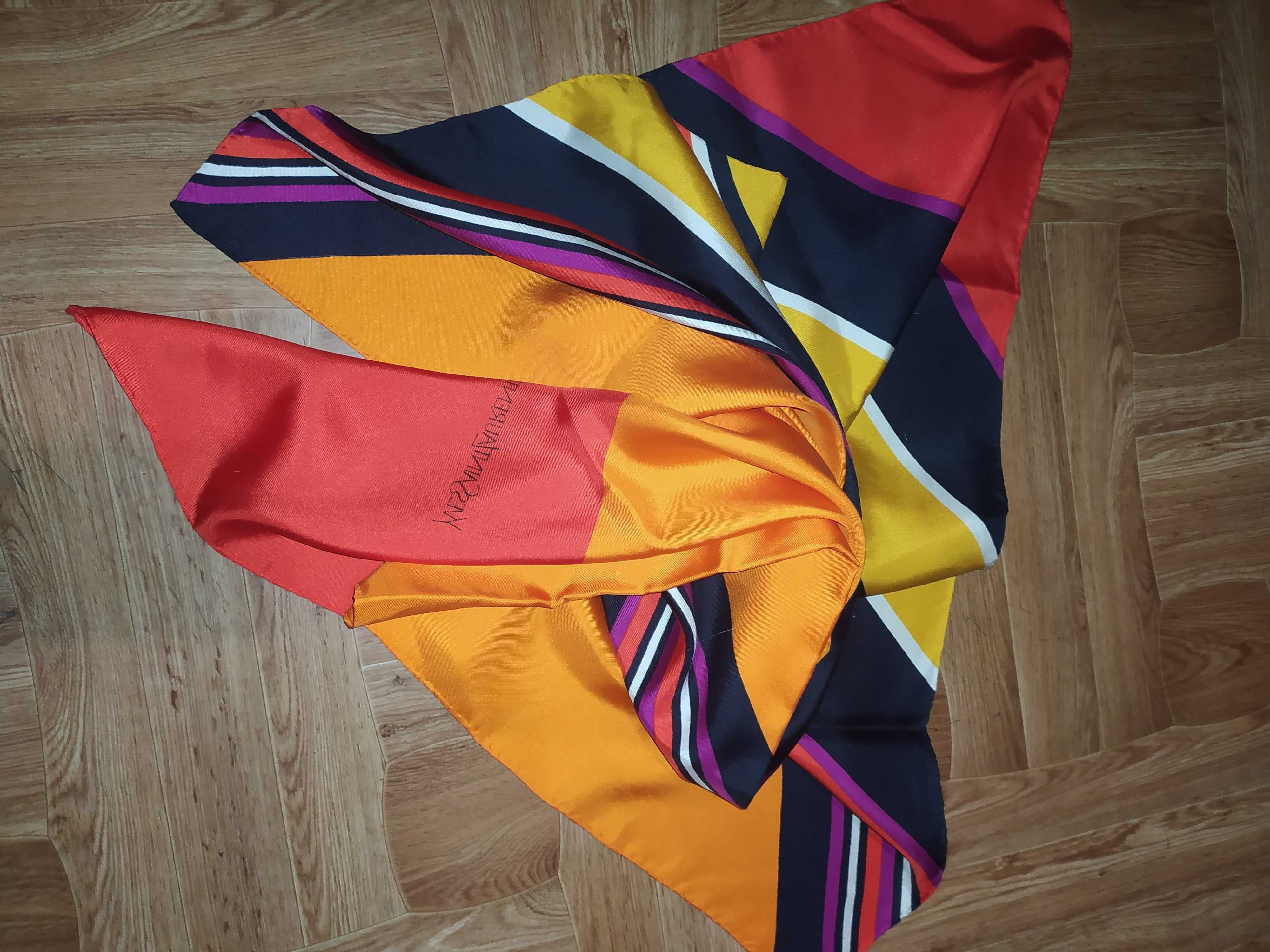 Винтажный шёлковый платок Yves Saint Laurent