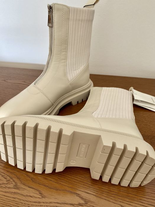 Botas novas de marca 39